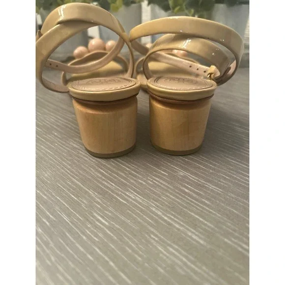 Tory Burch patent leather ankle strap sandals size 8 - Picture 3 of 5